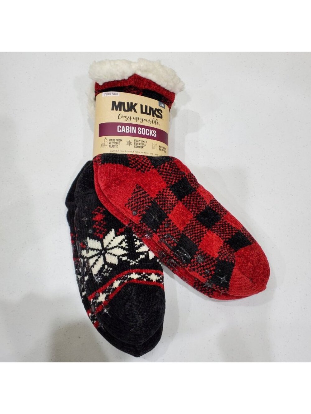 Muk Luks Womens Cabin Socks Size L XL 2 Pairs Red Black Plaid Grippers